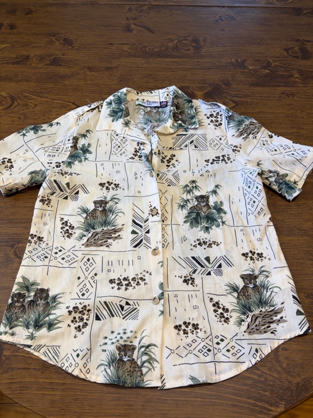 Cream Tropical and animal Print Short-Sleeve Button-Down Shirt